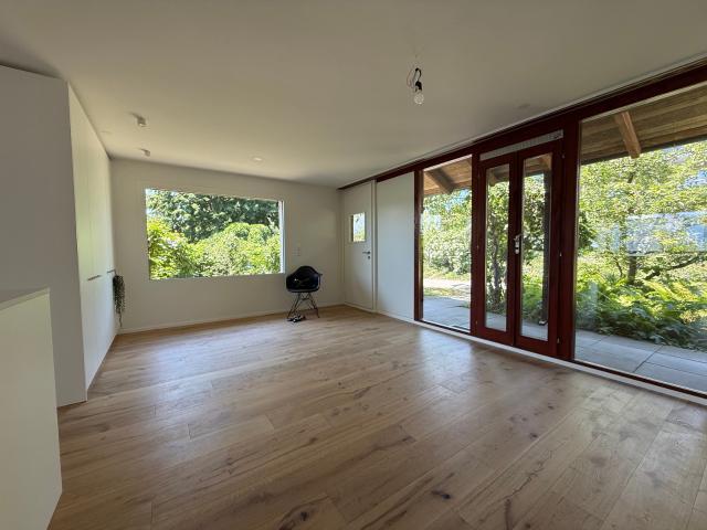 Rent a 4 rooms single house in Meggen Flatfox