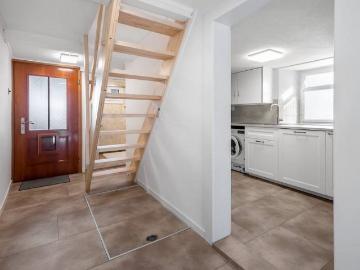 Rent a 4 rooms single house in Schwanden GL Flatfox