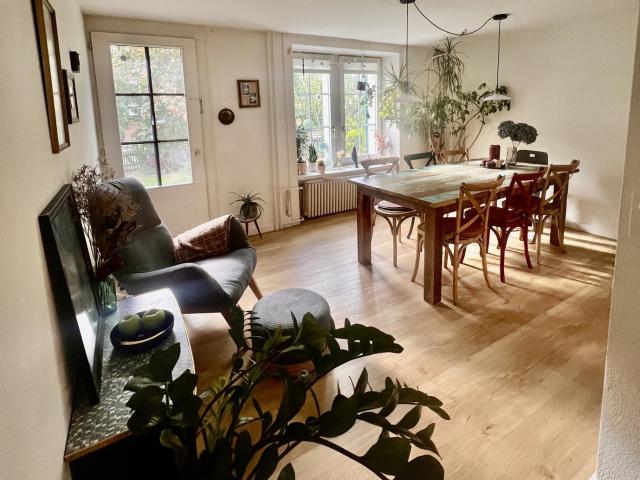 Rent a 4 rooms single house in Wettingen Flatfox