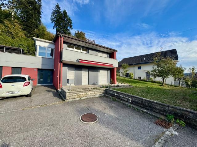 Rent a 4 ½ rooms single house in Unterkulm Flatfox