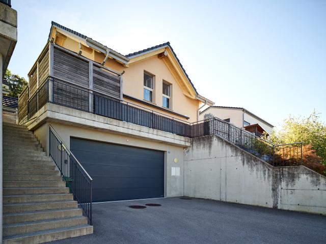 Rent a 4 ½ rooms single house in Ursy Flatfox