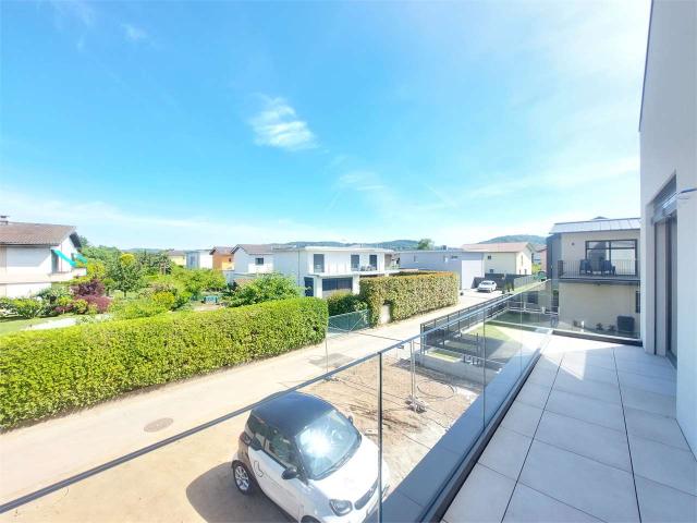 Rent a 5 ½ rooms villa in Ligornetto Flatfox