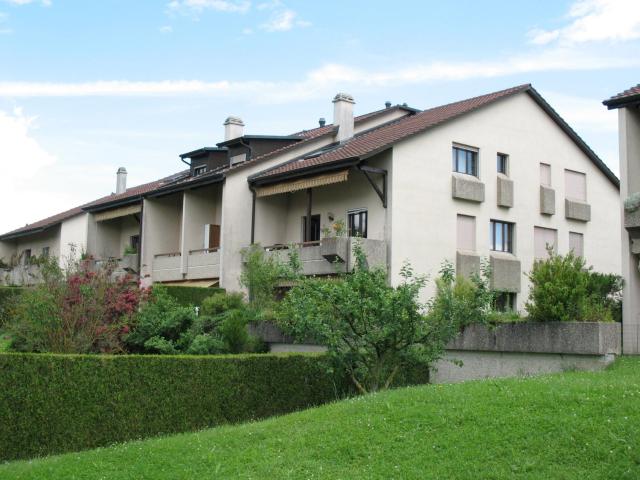 Rent a 5 rooms apartment in Chavannes de Bogis Flatfox
