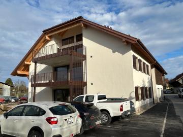 Rent a 5 ½ rooms apartment in Bottens Flatfox