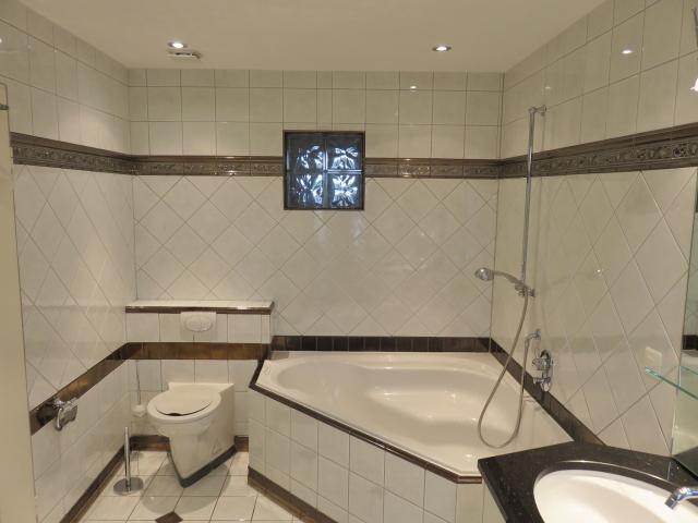 Rent a 5 rooms apartment in Basel Flatfox