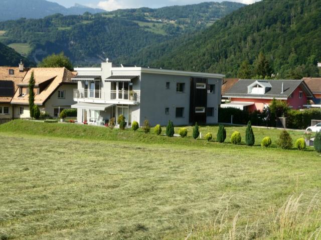 Rent a 5 ½ rooms apartment in Bex Flatfox