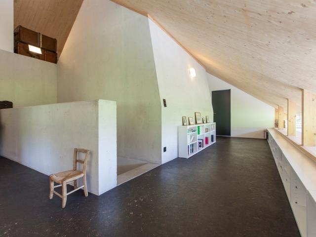 Rent a 5 ½ rooms apartment in Golaten Flatfox
