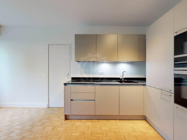 Rent a 5 rooms apartment in Genève Flatfox