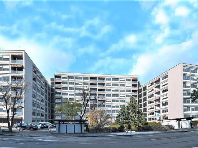 Rent a 5 rooms apartment in Genève Flatfox