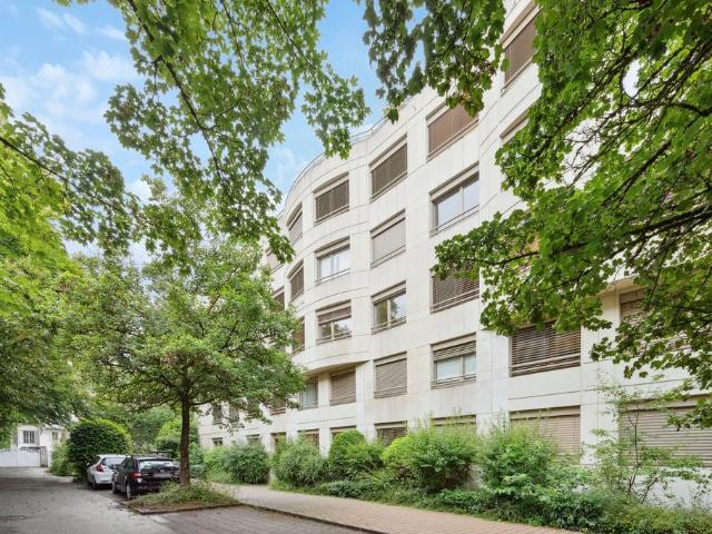 Rent a 5 rooms apartment in Genève Flatfox
