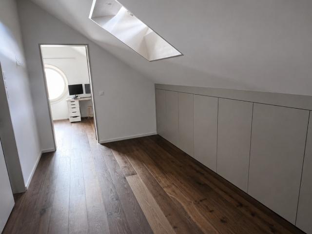 Rent a 5 ½ rooms apartment in Eschenbach Flatfox