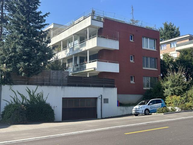 Rent a 5 ½ rooms apartment in Forch Flatfox