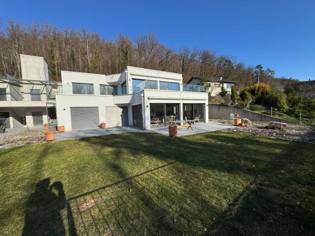 Rent a 5 ½ rooms apartment in Flüh Flatfox