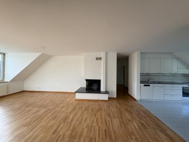 Rent a 5 ½ rooms apartment in Hausen am Albis Flatfox