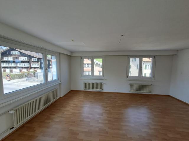 Rent a 5 ½ rooms apartment in Oberhelfenschwil Flatfox