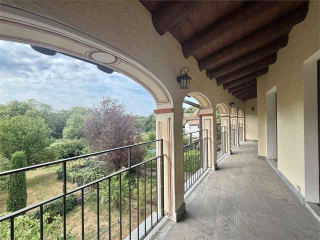 Rent a 5 ½ rooms apartment in Origlio Flatfox