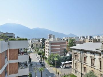 Rent a 5 ½ rooms apartment in Locarno Flatfox