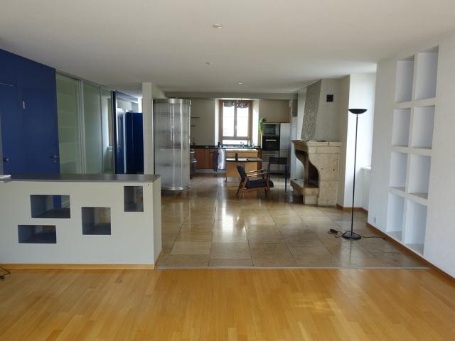 Rent a 5 rooms apartment in La Chaux de Fonds Flatfox