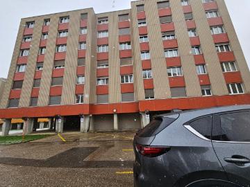 Rent a 5 rooms apartment in La Chaux de Fonds Flatfox