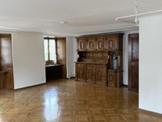 Rent a 5 rooms apartment in Stans Flatfox
