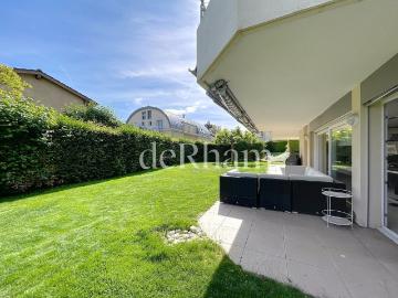 Rent a 5 ½ rooms apartment in Pully Flatfox