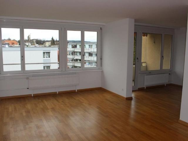 Rent a 5 ½ rooms apartment in Urtenen Schönbühl Flatfox