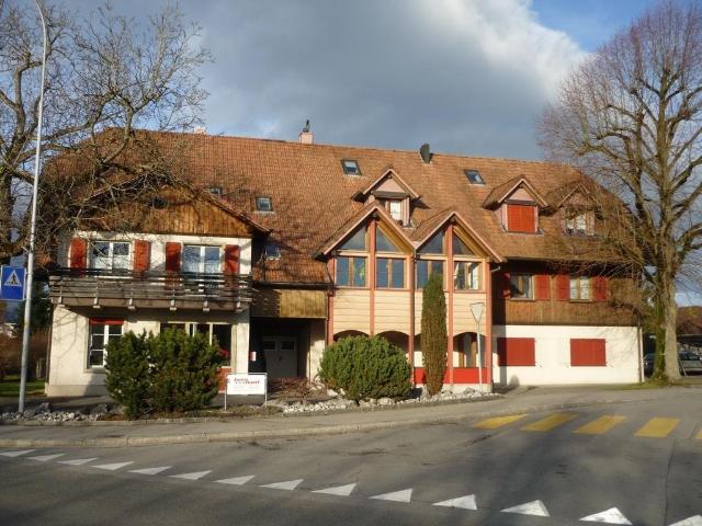 Rent a 5 ½ rooms apartment in Utzenstorf Flatfox