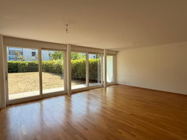 Rent a 5 rooms apartment in Vessy Flatfox