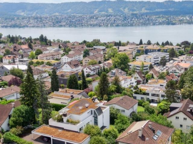 Rent a 5 ½ rooms apartment in Zollikon Flatfox
