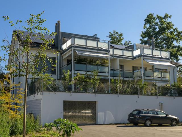 Rent a 5 ½ rooms attic flat in Baar Flatfox