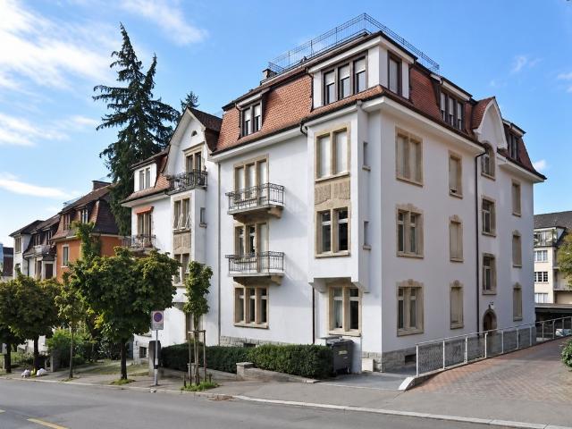 Rent a 4 ½ rooms attic flat in Zürich Flatfox