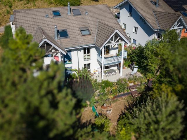 Rent a 5 ½ rooms duplex house in Läufelfingen Flatfox