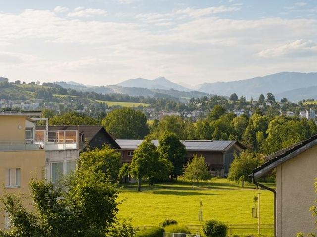 Rent a 5 ½ rooms duplex in Abtwil Flatfox