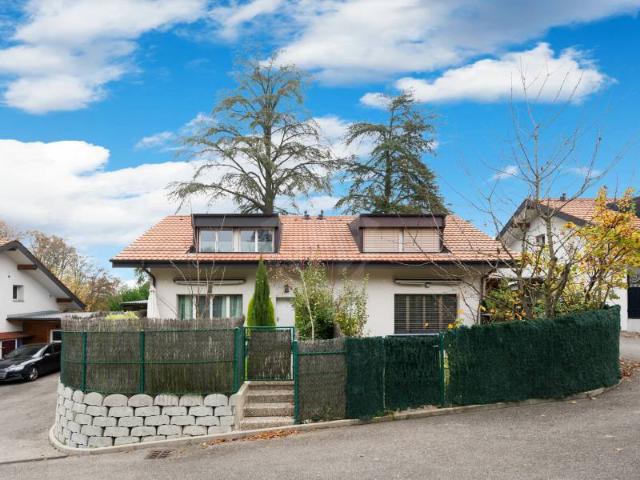 Rent a 5 rooms single house in Chambésy Flatfox