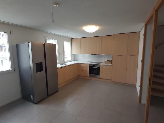 Rent a 5 rooms single house in Goldau Flatfox