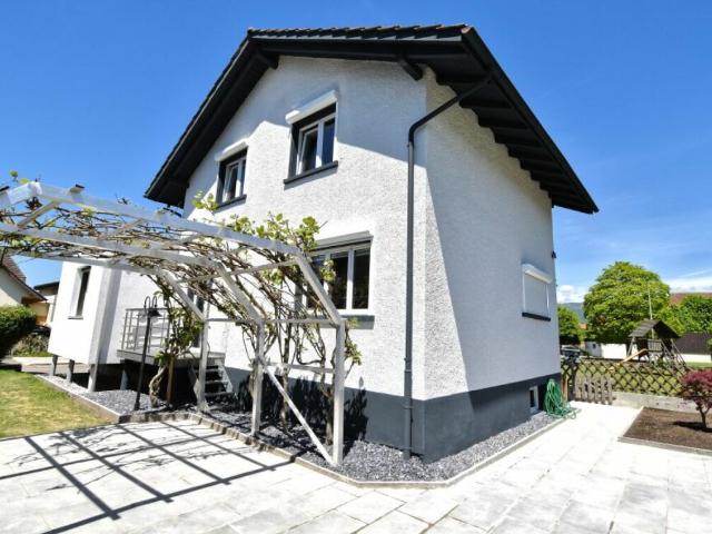 Rent a 5 ½ rooms single house in Deitingen Flatfox
