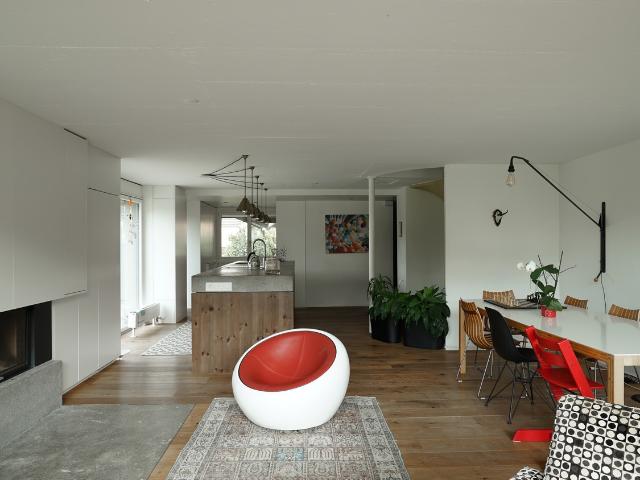 Rent a 5 ½ rooms single house in Ebmatingen Flatfox