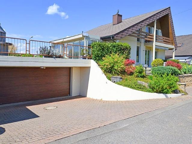 Rent a 5 ½ rooms single house in Muri AG Flatfox