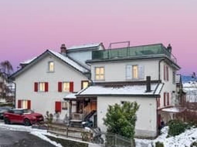 Rent a 5 ½ rooms single house in Stäfa Flatfox
