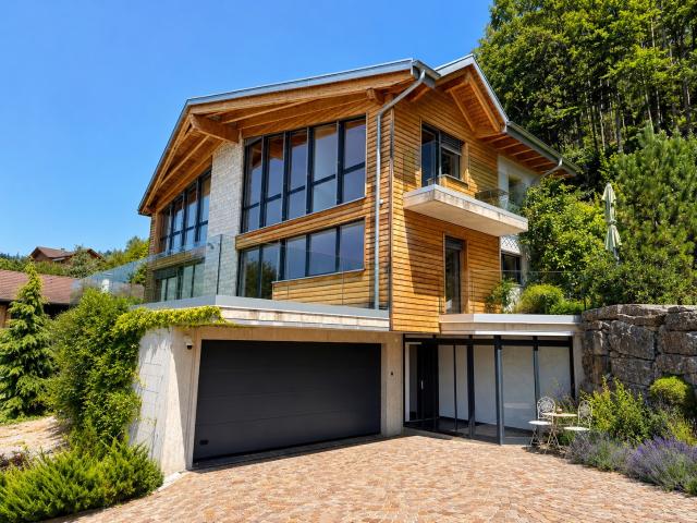 Rent a 6 ½ rooms villa in Botterens Flatfox