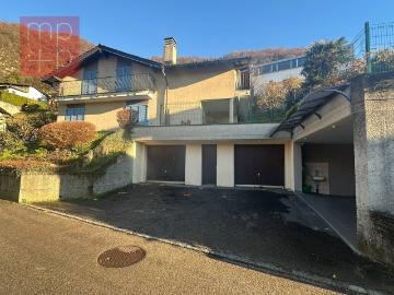 Rent a 6 ½ rooms villa in Carabbia Flatfox