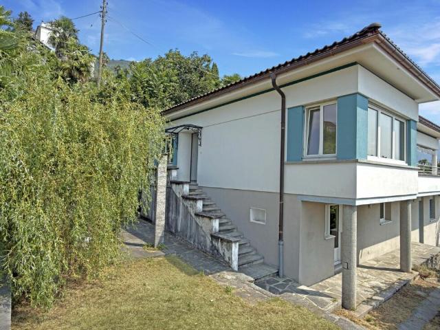 Rent a 6 ½ rooms villa in Locarno Flatfox