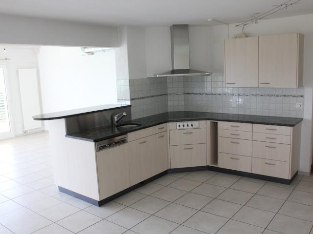 Rent a 6 ½ rooms apartment in Kaufdorf Flatfox