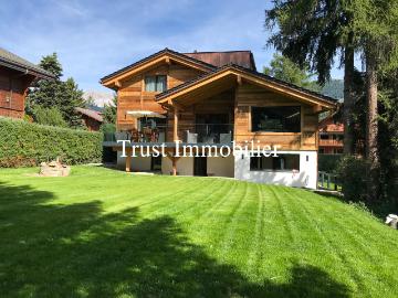 Rent a 6 ½ rooms chalet in Crans Montana Flatfox