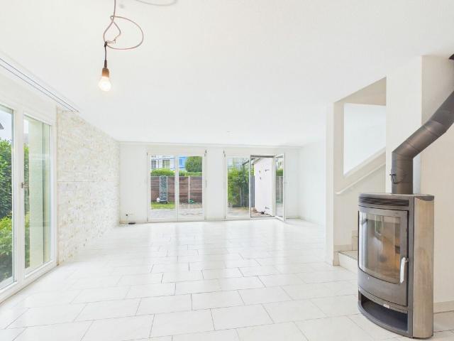 Rent a 6 ½ rooms duplex house in Dübendorf Flatfox