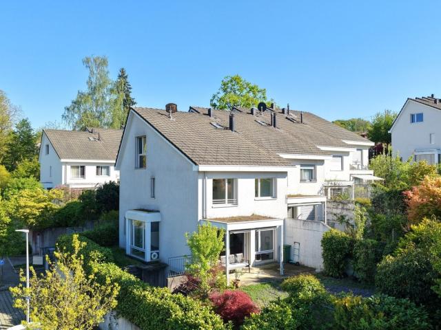 Rent a 6 ½ rooms row house in Oberwil BL Flatfox
