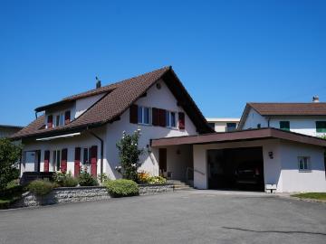 Rent a 6 ½ rooms single house in Gurmels Flatfox
