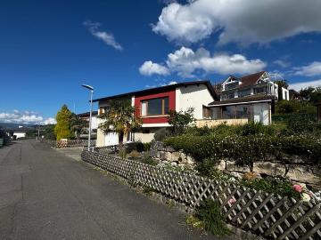 Rent a 6 rooms single house in Mörigen Flatfox