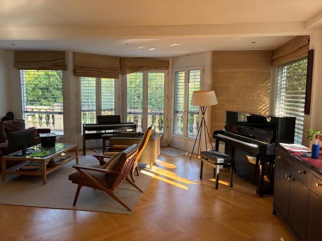 Rent a 9 rooms single house in Geneve Flatfox