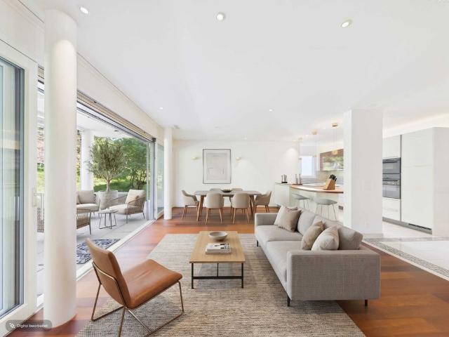 Rent a spacious 5.5 room terrace apartment in Maur